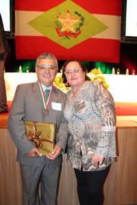 Petrônio Chaves Burger e esposa.