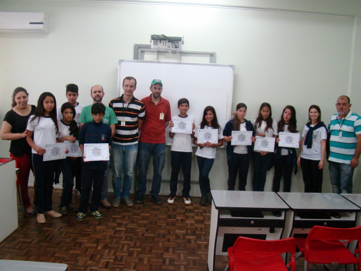 Na foto, estudantes do Núcleo Municipal Teresa Lemos Preto. Foto: Departamento Regional da Cidasc de Caçador